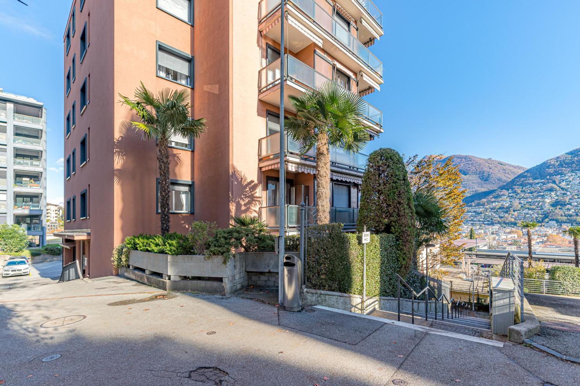 Imperial Of Lugano 4 With A Lake View Behind The Station And 10 Min From The Lake Leilighet Eksteriør bilde